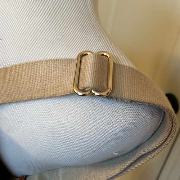 Dooney & Bourke backpack - Picture 8 of 15